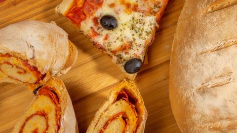 Pão simples, pão com chouriço e pizza | Especial Monsieur Cuisine